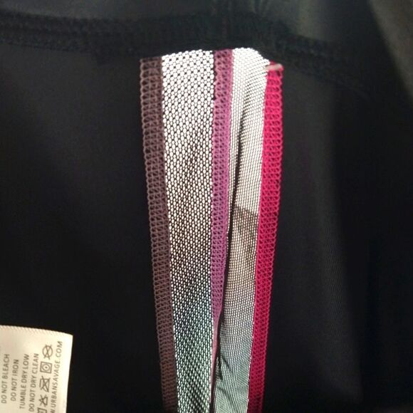 Urban Savage Leggings - Picture 8 of 15